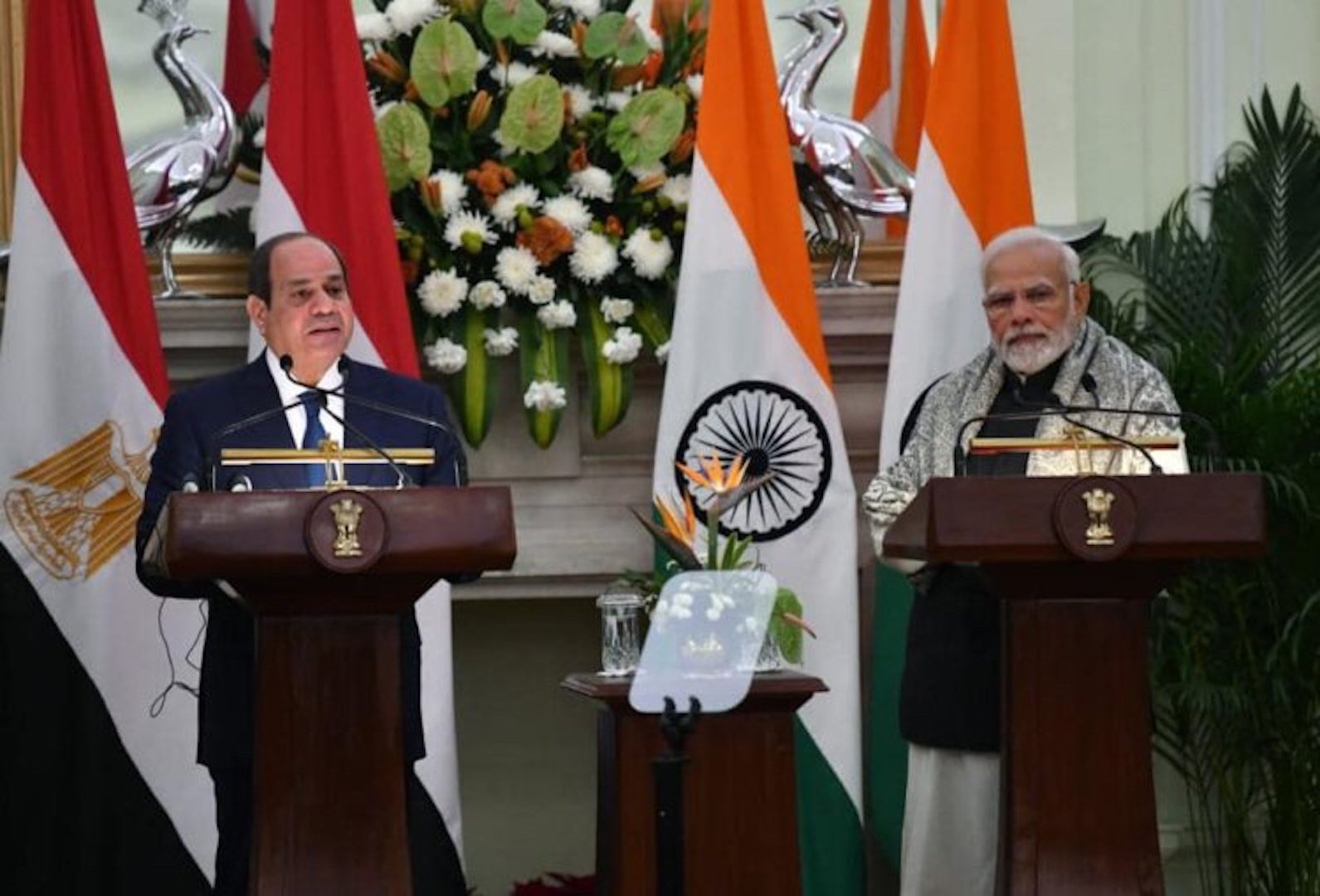الرئيس السيسي يهنئ رئيس وزراء الهند ناريندرا مودي بفوزه في الانتخابات